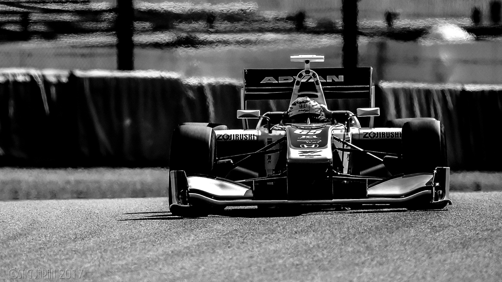 SUPER FORMULA mono