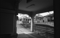 西天下茶屋駅