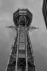 通天閣　～下から