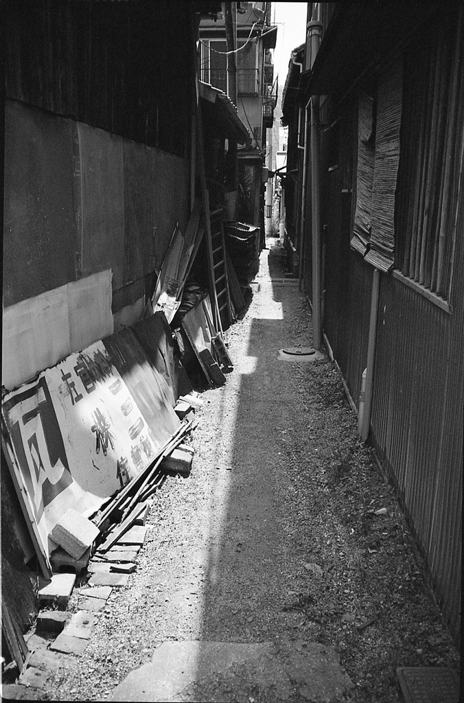 すき間小路