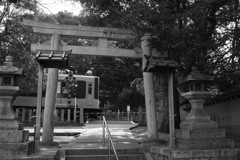 参道の踏切