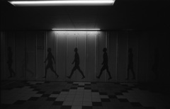 歩む
