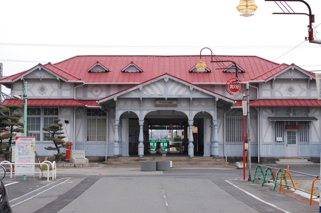 浜寺公園駅４