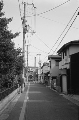 煙突の見える道