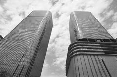 フェスティバルタワー（横）