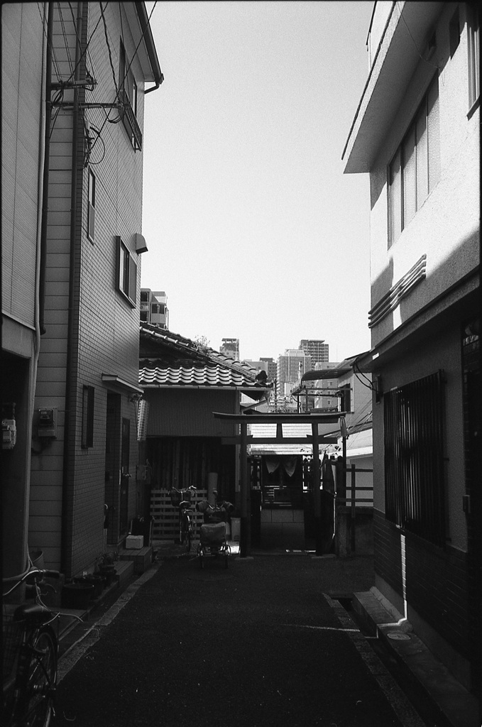 小さな祠