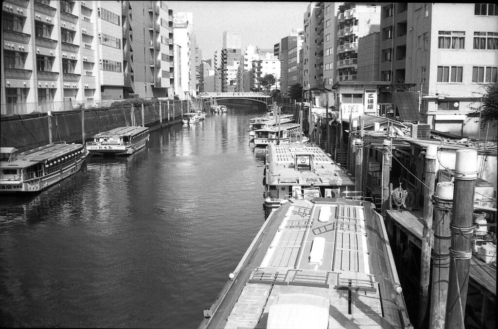 屋形船