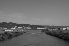 川