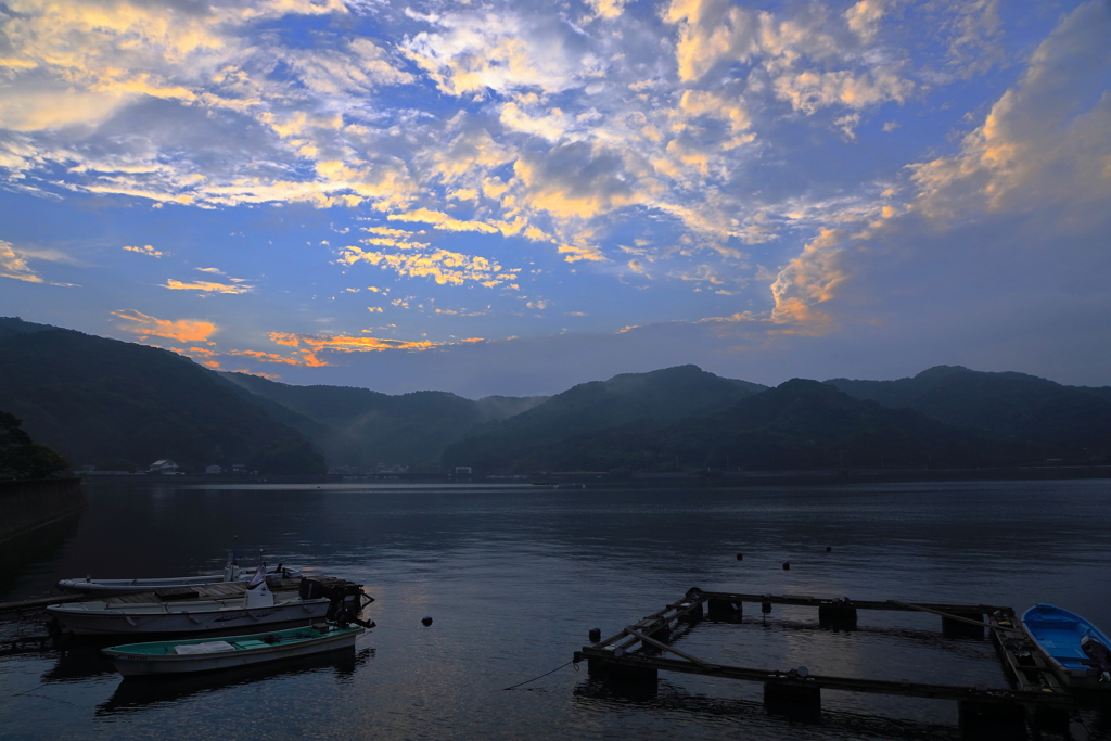 宿の前は　浦ノ内湾