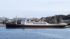 今にも動き出しそう