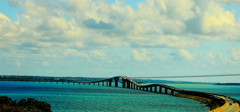 海　を　亘る　長～い　橋