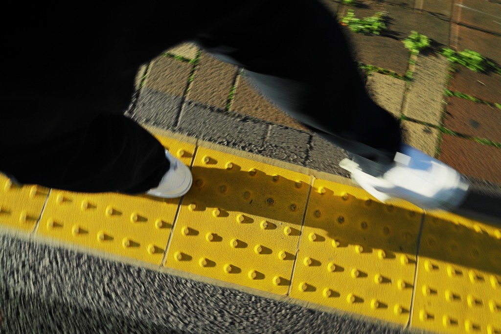 ありゃ、私が歩いている！