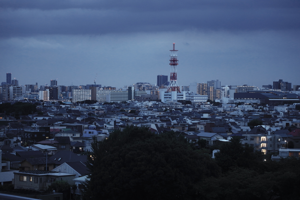 色　褪　せ　る　刹那