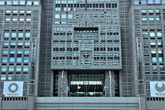 拝啓　小池東京都知事　殿