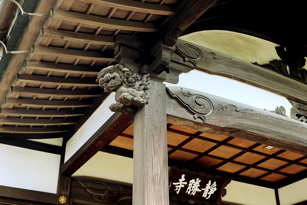 社寺建築の伝統美　木鼻（きばな）