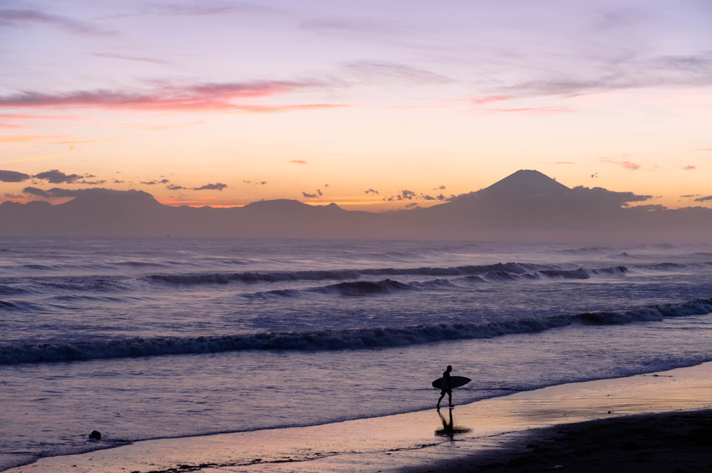 Twilight Surf