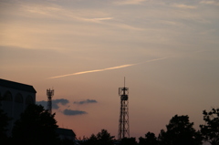 ２０１４０５０８　夕焼け飛行機雲