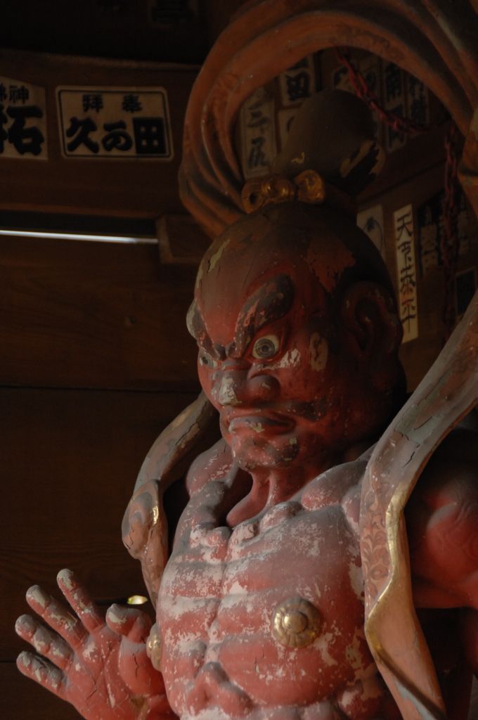 古刹・杉本寺の金剛像…２