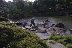 旧安田庭園の池…