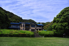 鎌倉・青屋根の洋館…
