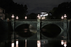 夜の二重橋…