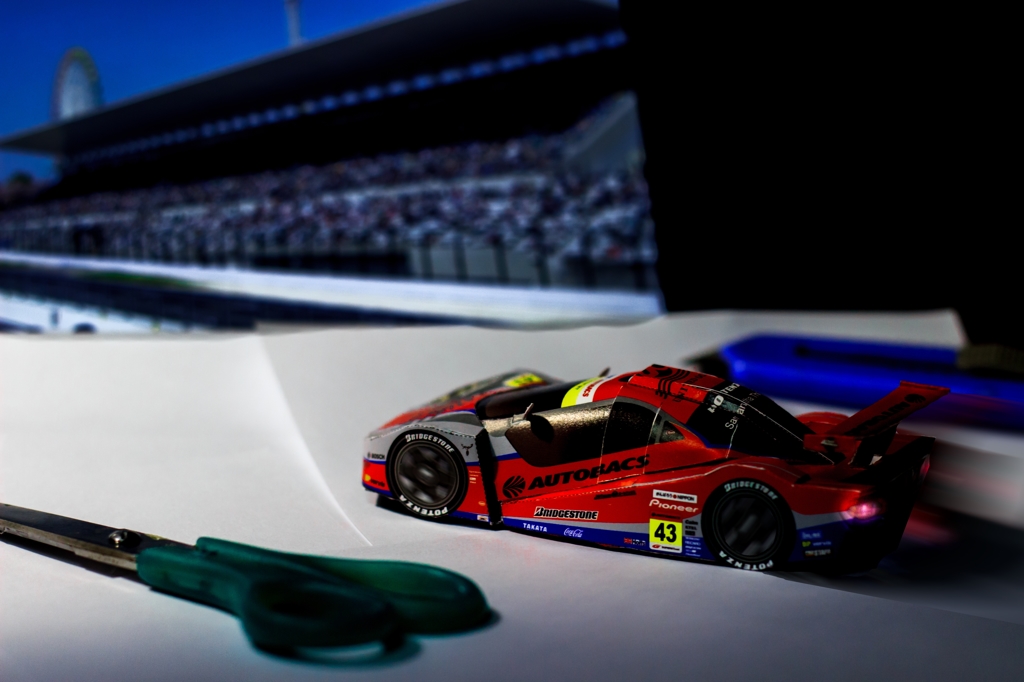 レースへ飛び立つ