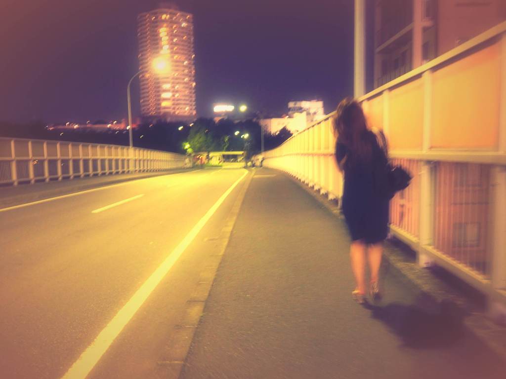 街へ