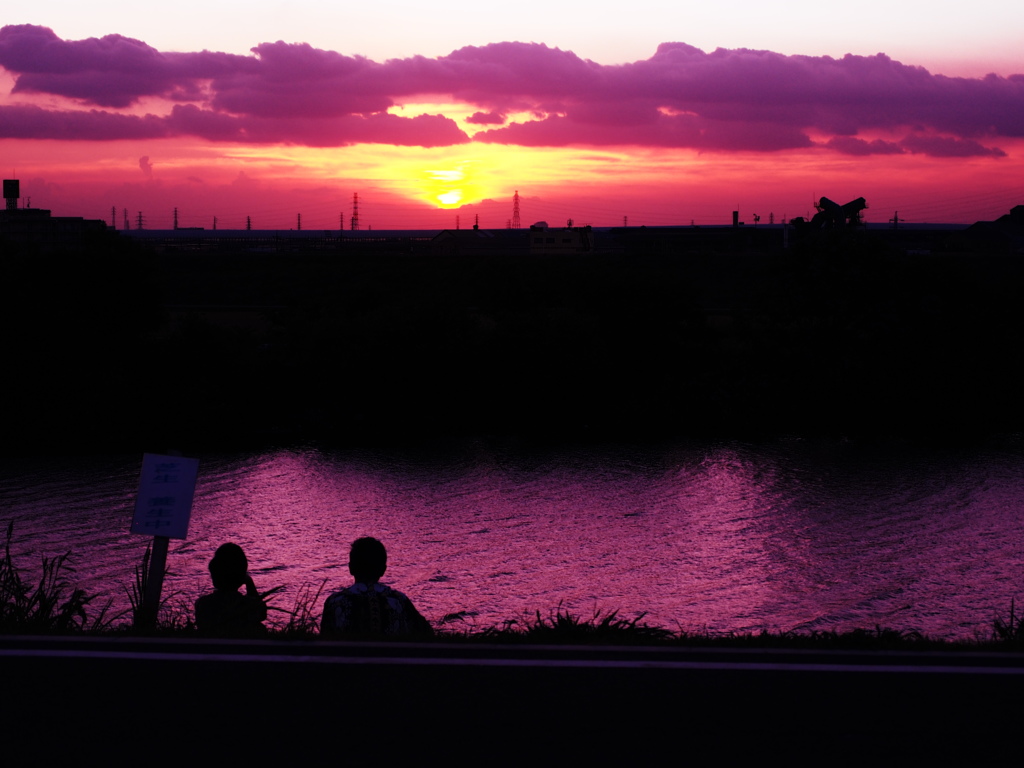 夕日を眺めて