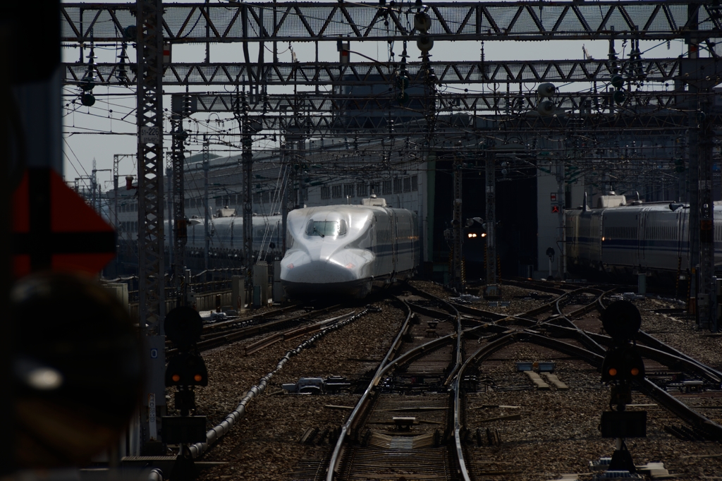 新大阪23番線