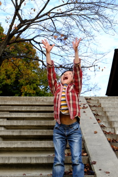 おへそ、丸見え