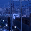 東へ。