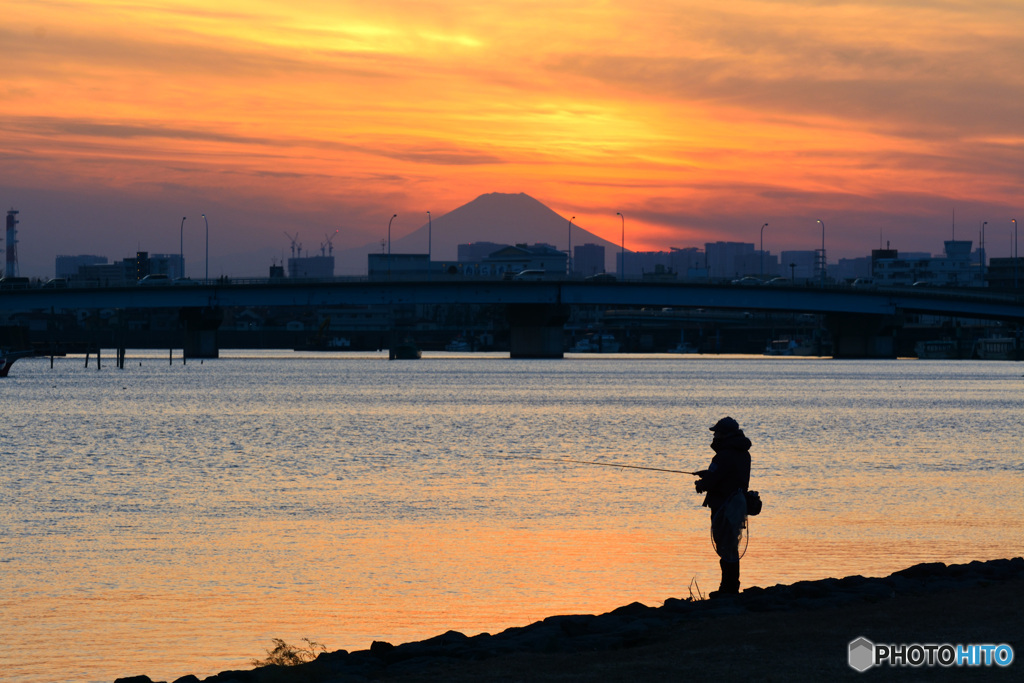 夕暮れの釣り人Ⅱ