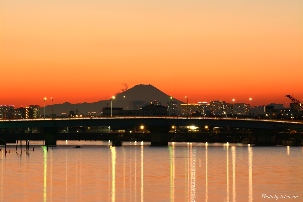 今井橋の夕景Ⅴ：茜色の空