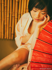 解き衣の思ひ乱れて恋ふれども