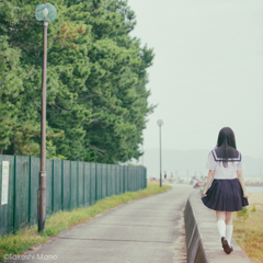 海が見たい。そうつぶやいて君は歩きはじめた。