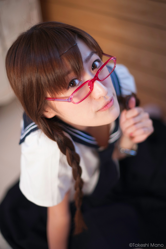 メガネ女子