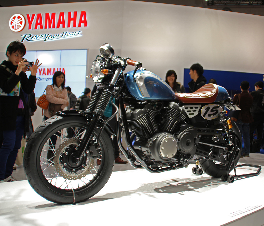 YAMAHA BOLT