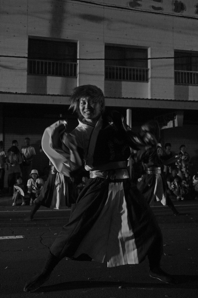 踊り　２