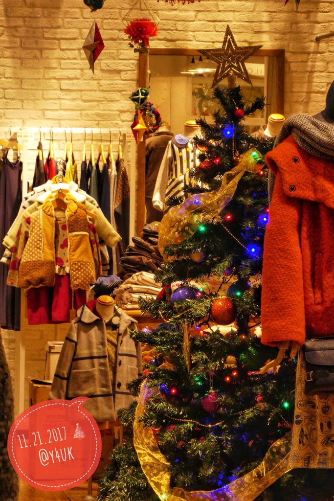 Xmas Tree in heartwarming shop