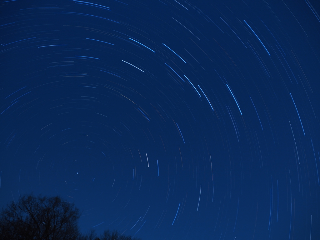 春の夜の星