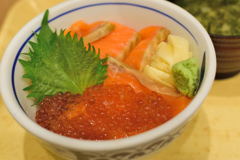 サーモン親子丼