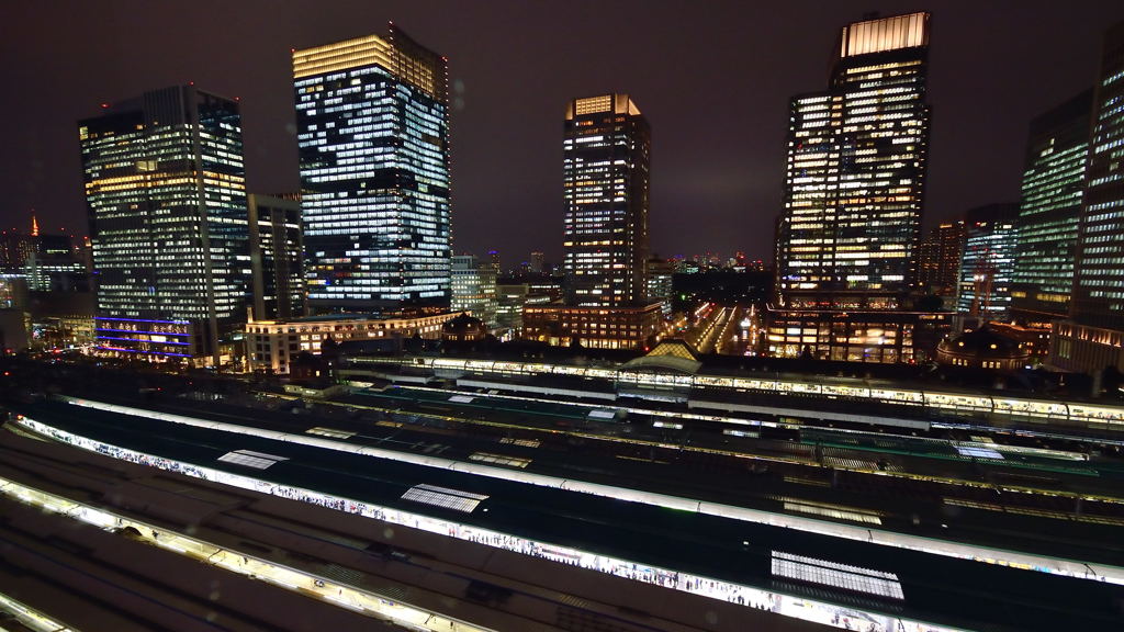 東京駅夜景