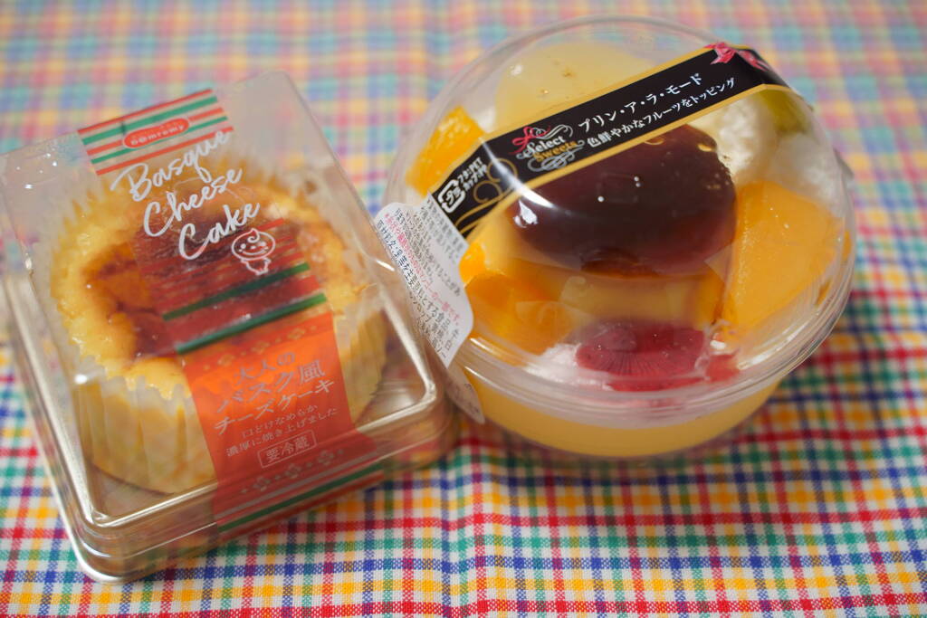大人のバスク風チーズケーキとプリン・ア・ラ・モード