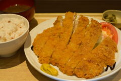 ジャンボチキンカツ定食