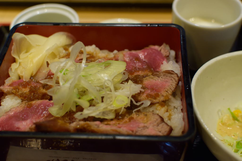 ステーキ重