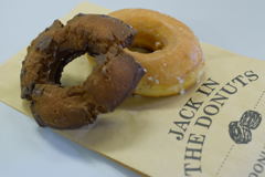 JACK IN THE DONUTS　2