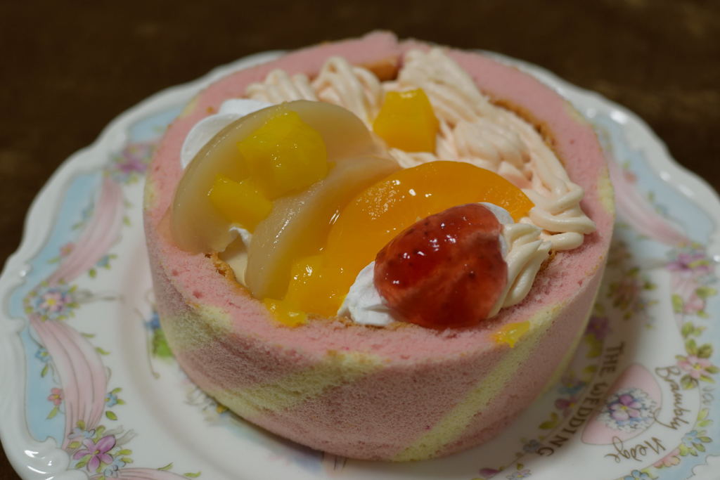 桜色フルーツケーキ