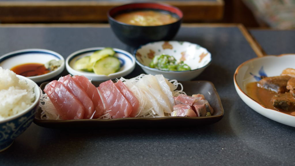 居酒屋ほのか　刺身定食