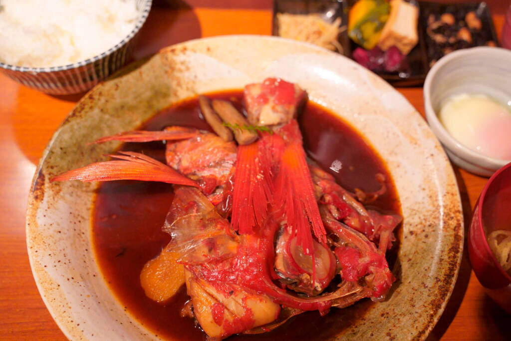 地魚カブト煮