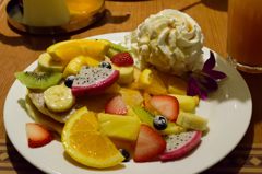 パンケーキと花